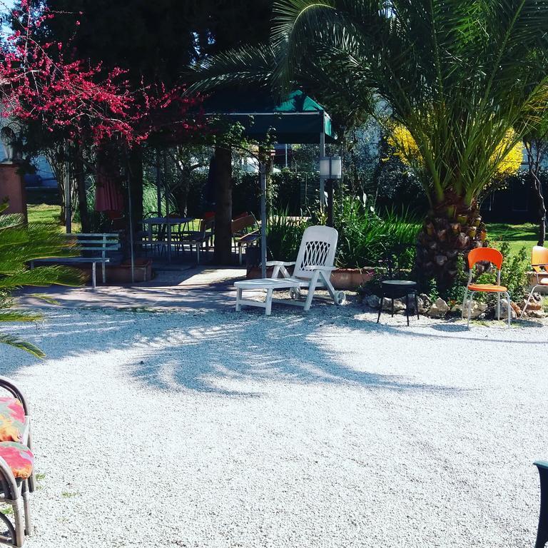 פרמו Agriturismo Le Vigne מראה חיצוני תמונה