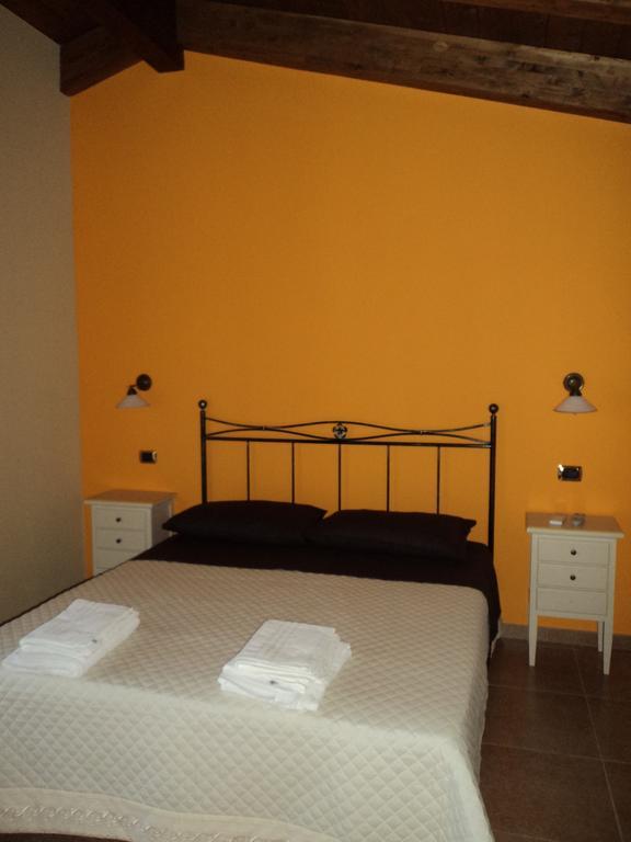 פרמו Agriturismo Le Vigne חדר תמונה