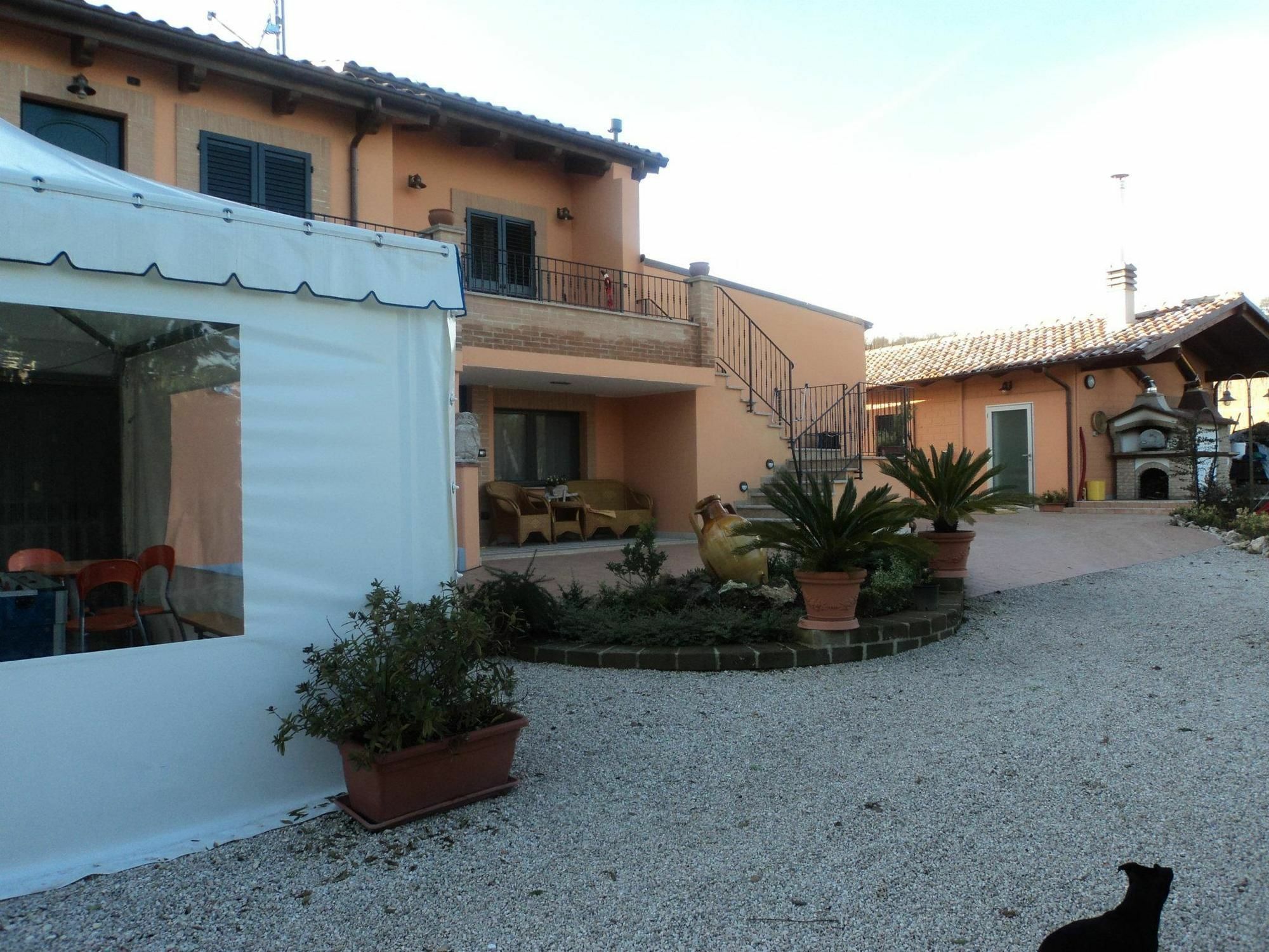 פרמו Agriturismo Le Vigne מראה חיצוני תמונה