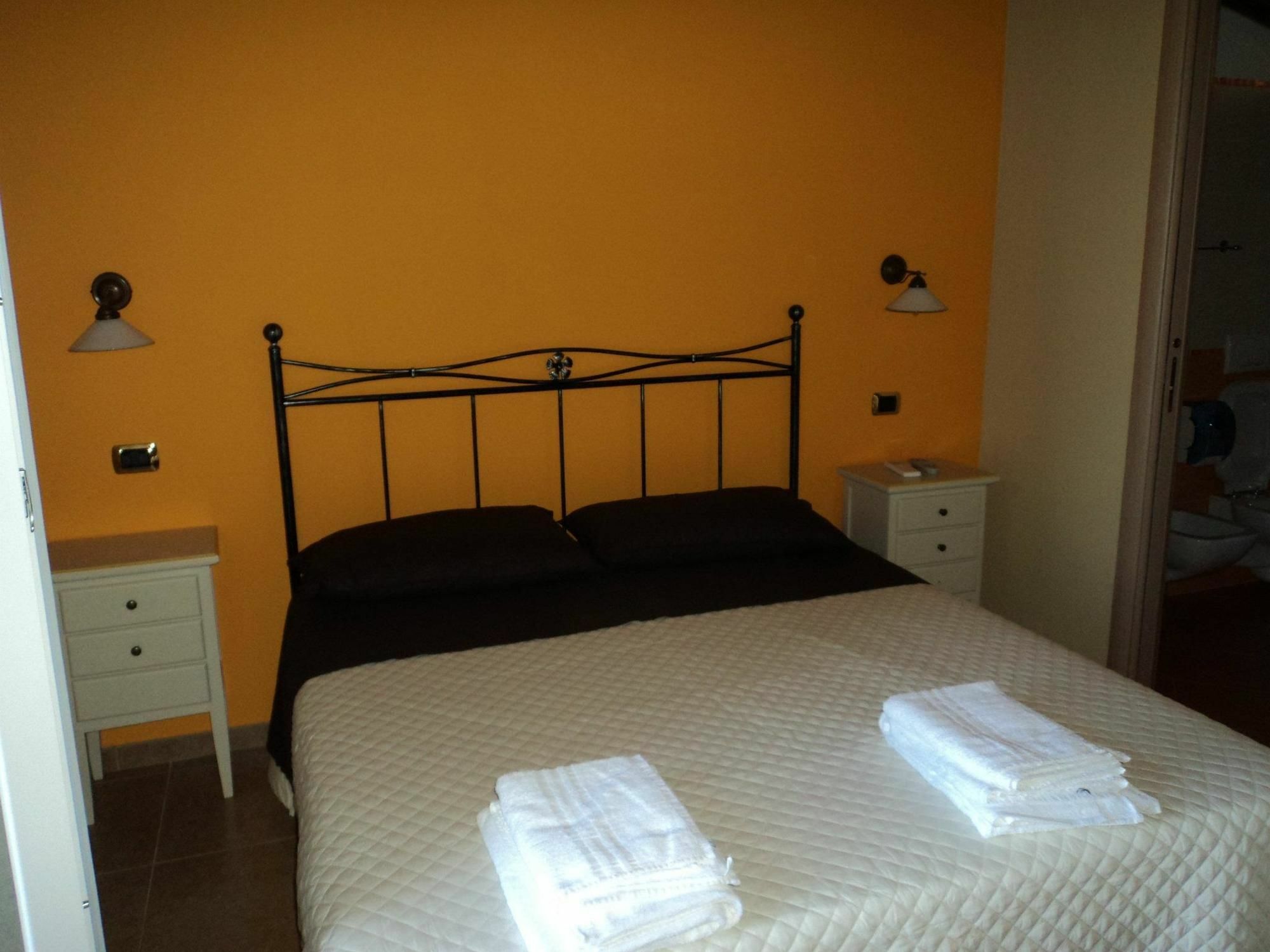 פרמו Agriturismo Le Vigne מראה חיצוני תמונה